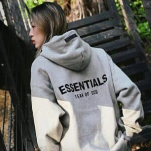 Essentials-Hoodie