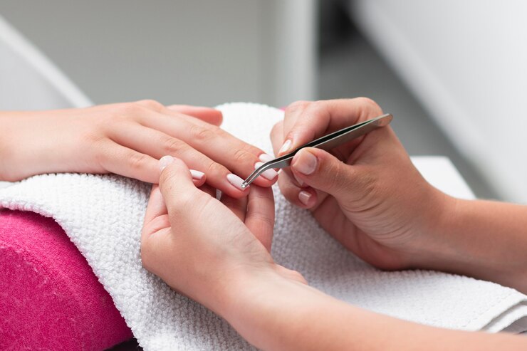 home nail service in Abu Dhabi