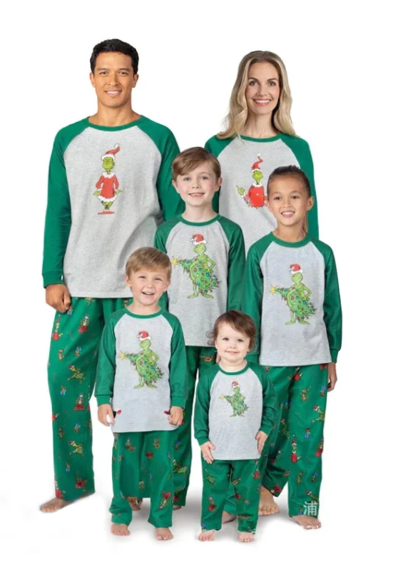 family matching Christmas pajamas