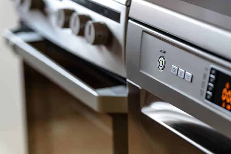 How Long Does It Take to Repair an Oven?