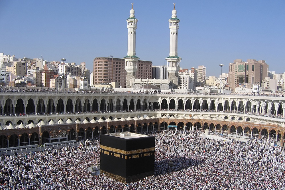 family umrah packages 2025